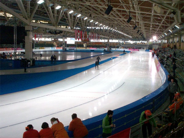 Eislaufen im Sportforum Hohenschönhausen