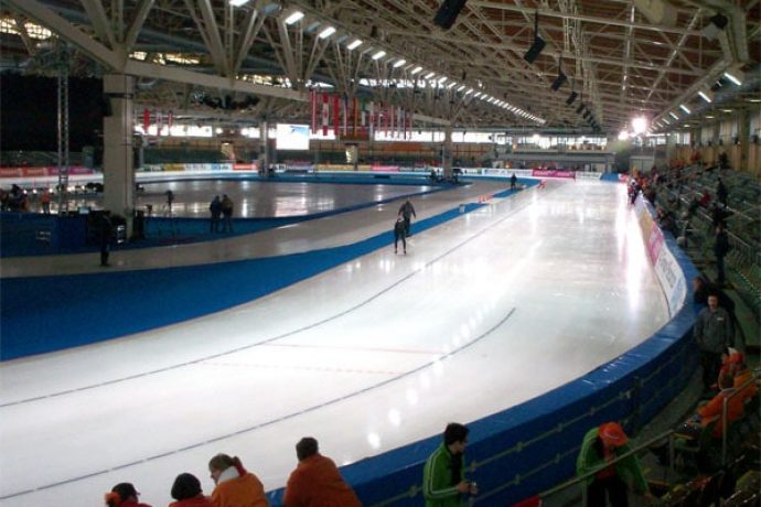 Eislaufen im Sportforum Hohenschönhausen